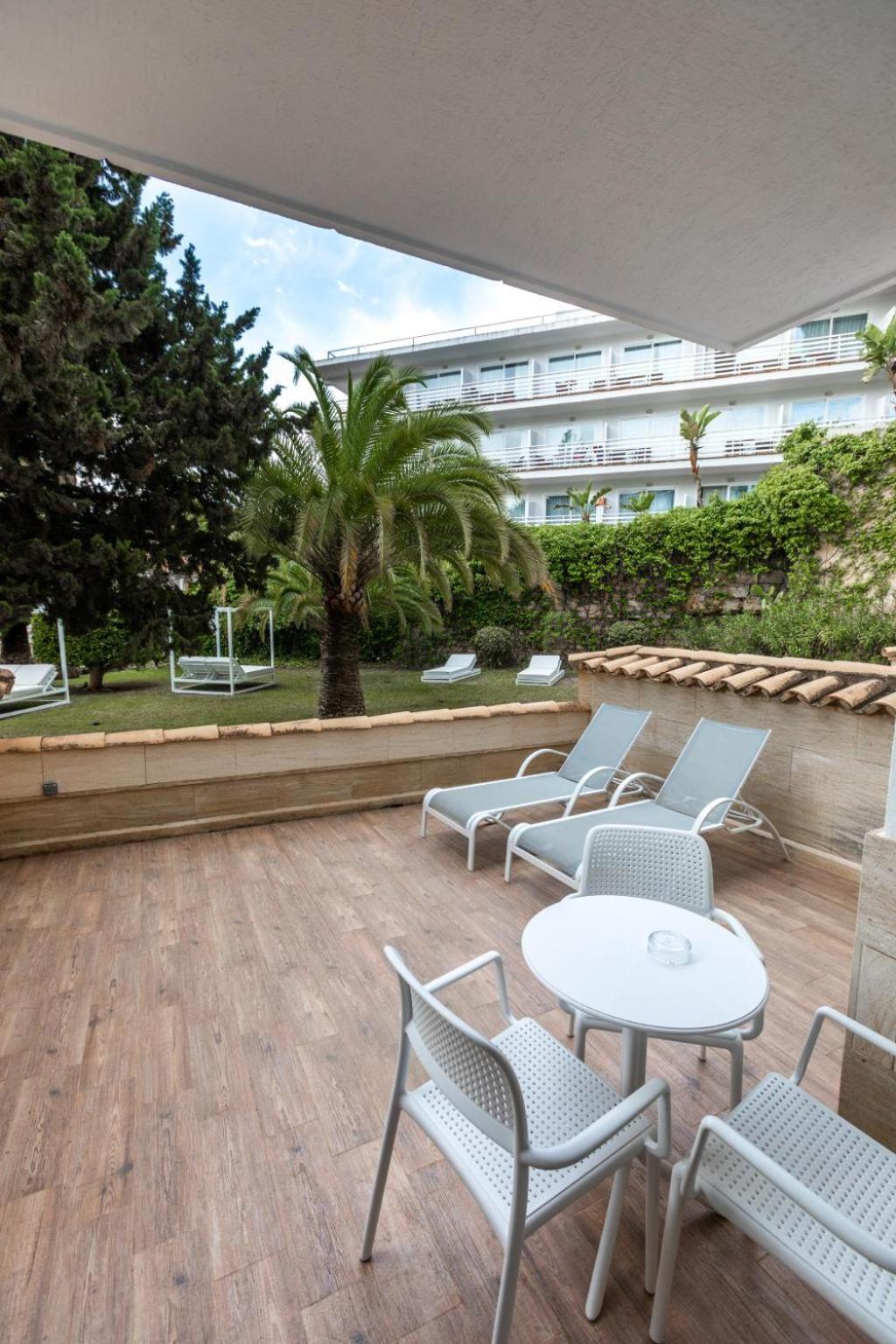 HSM Hotel Madrigal Peguera Exterior foto